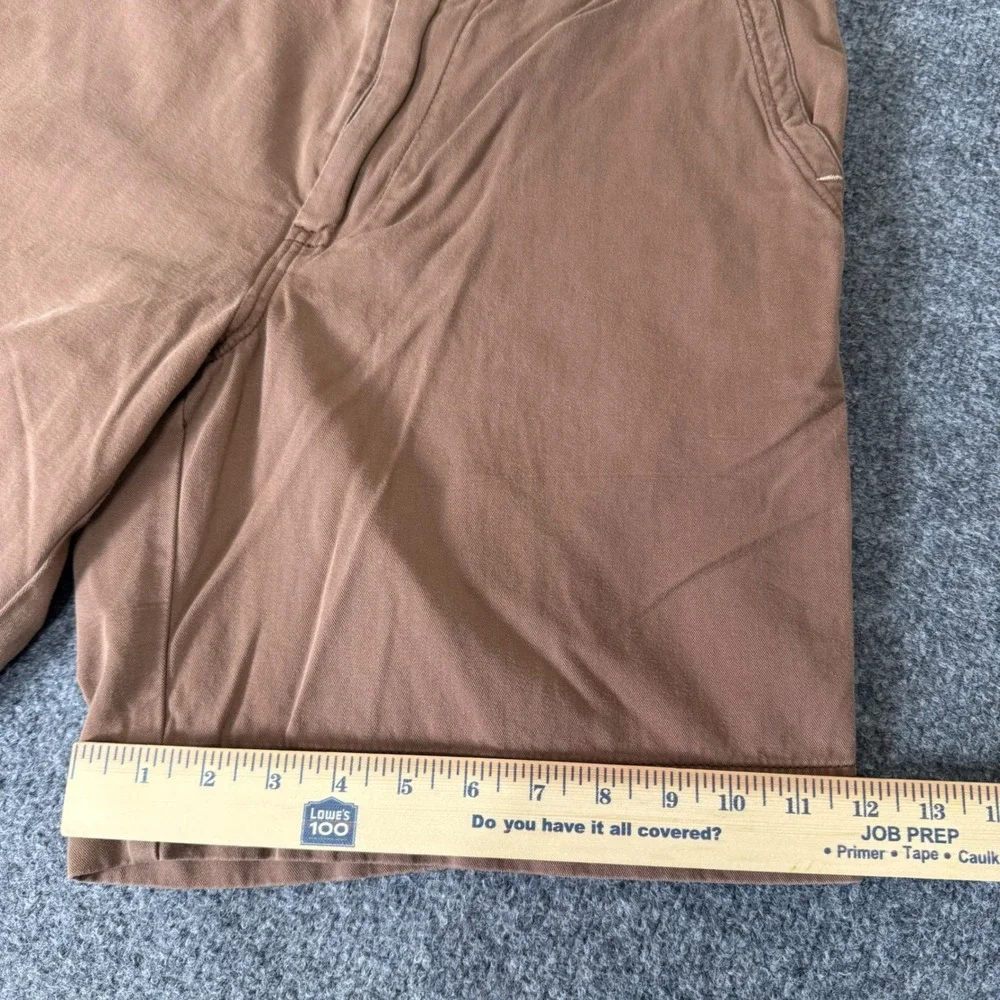Tommy Bahama Mens Chino Short Size 33 Brown Cotton Flat Front Casual Resort Golf